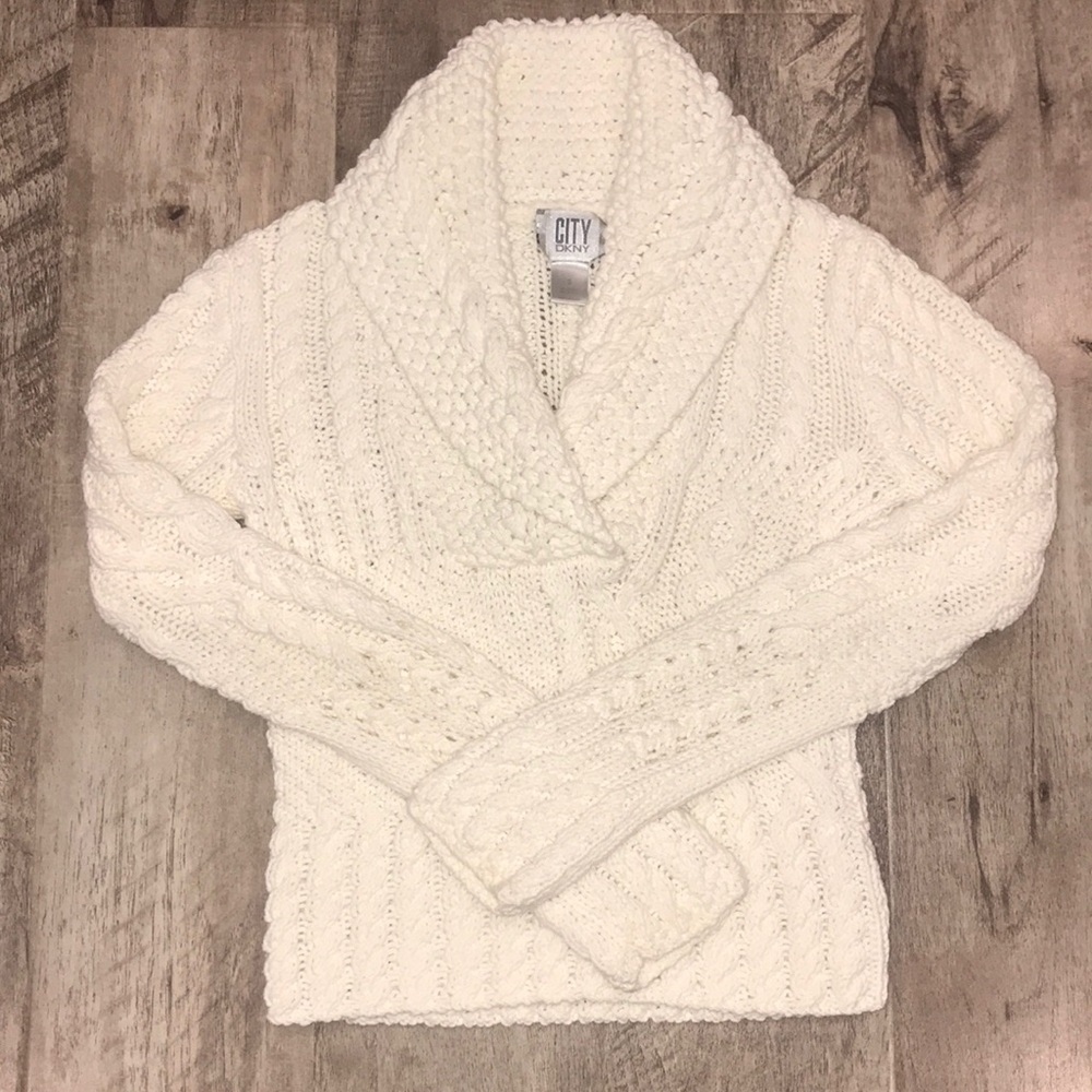 DKNY knitted sweater size small